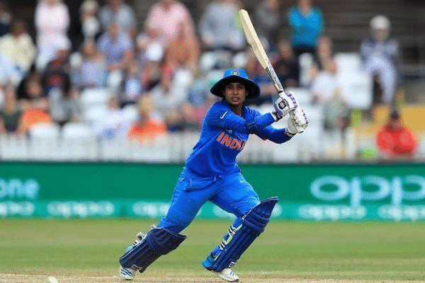 Harmanpreet Kaur lifting ICC Women’s World Cup 2025 trophy after India’s victory against South Africa in Navi Mumbai